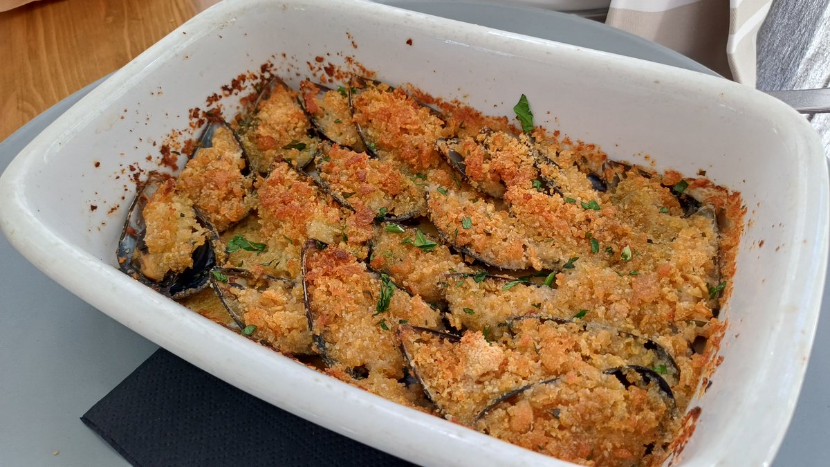 luca_sessa's tweet image. My summer "safe haven" in Puglia is #AmareRistorante.
Seafood cuisine that focuses on traditional flavors while embracing some gastronomical diversions from other countries.
#PlaceCard on @vibeslistai vibeslist.ai/?p=75d6v
