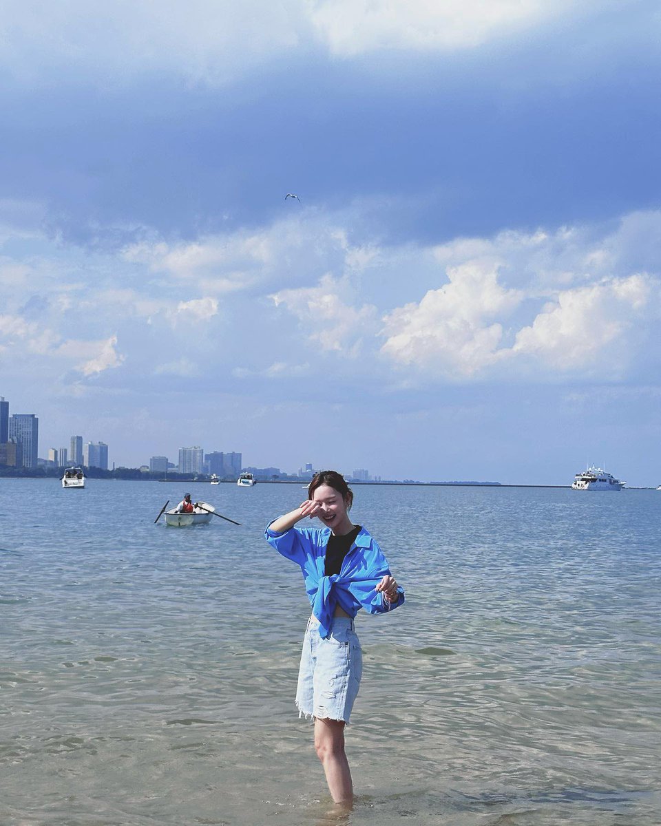 nano_winter's tweet photo. 바다 + 민정이 조합은 실패가 없으니까 🌊🐚🐳🩵 https://t.co/s8z5b2n3Rh