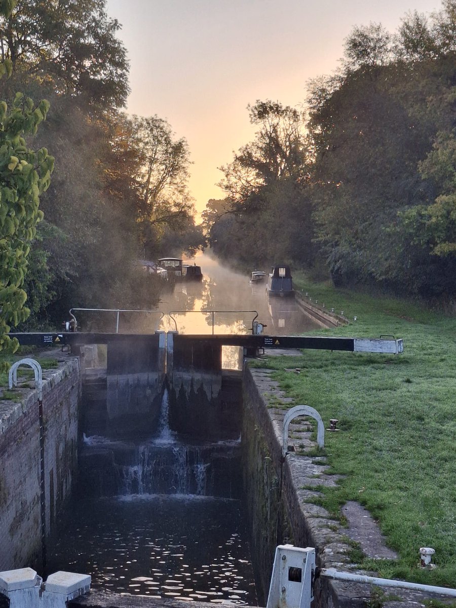 Canal & River Trust Wales and South West tweet media