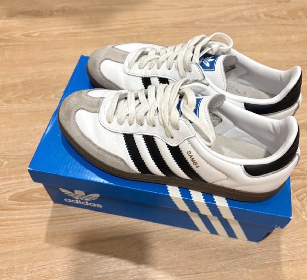 [ミントチョコ]oasis×adidas フットボールシャツ　ロンドン限定 アディダス オリジナルス×リバティ・ロンドンのスニーカーが初