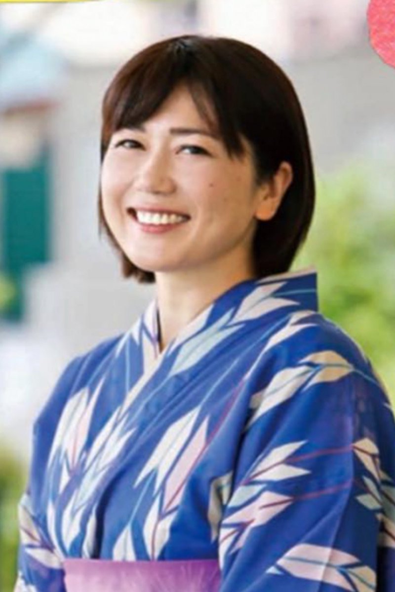 news_postseven's tweet photo. 《前橋・42歳女性市長が“連日ラブホ”》

昼も夜も土曜日もお盆も…
お気に入りは“ロードサイドラブホ”

お相手は部下の既婚・市幹部
公用車を使って合流、男性の車に乗り換えて…
 https://t.co/LmajflZzPJ 
「Xさんが妻帯者であるとご存じないはずはないので、問題なんじゃないかって…」 https://t.co/XsNTIiUHBh
