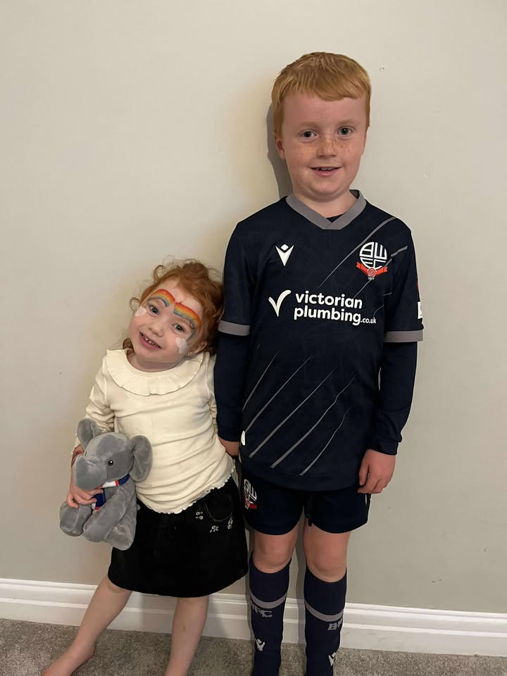 A big thank you to Jodie for sharing this lovely photo of her two children with her competition prize – the Bolton Elephant with a Scarf 🐘💙

Keep your eyes peeled for more exciting giveaways coming very soon… 👀

#BWFC