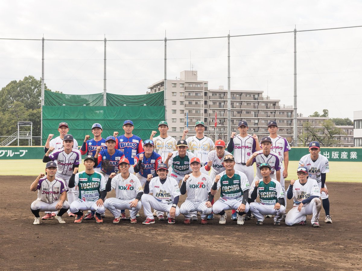 マリオページ　　 レッドホープス　日大東北　3体 p_1741854208.jpg