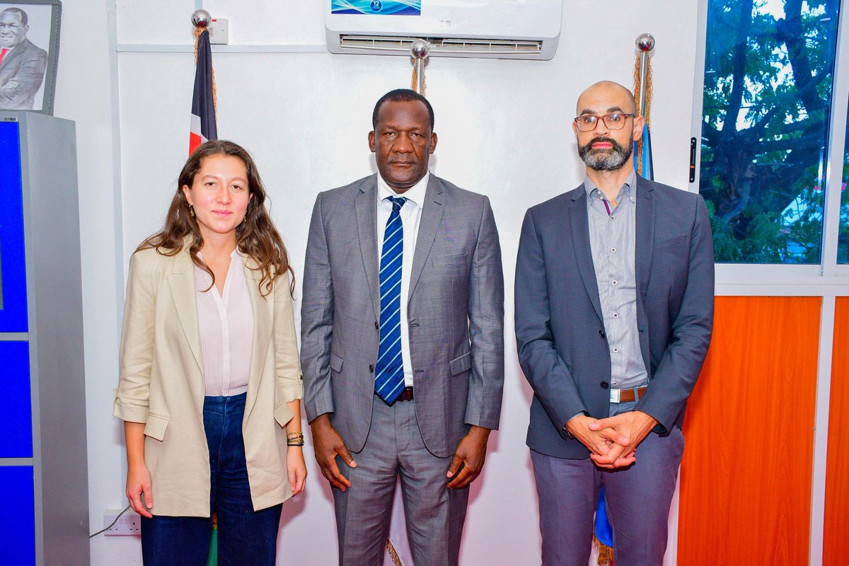 WangaAbala's tweet photo. Kisumu is set to benefit from robust support from the French Govt through @AFD_France. Today, with my Deputy Charles Omollo, we hosted Africa Team Leader Joachim Sgham &amp; Project Manager Marine Cecchi for talks on priority projects. A big step in transforming our city! 🇰🇪🤝🇫🇷 https://t.co/ClQmFfItyH