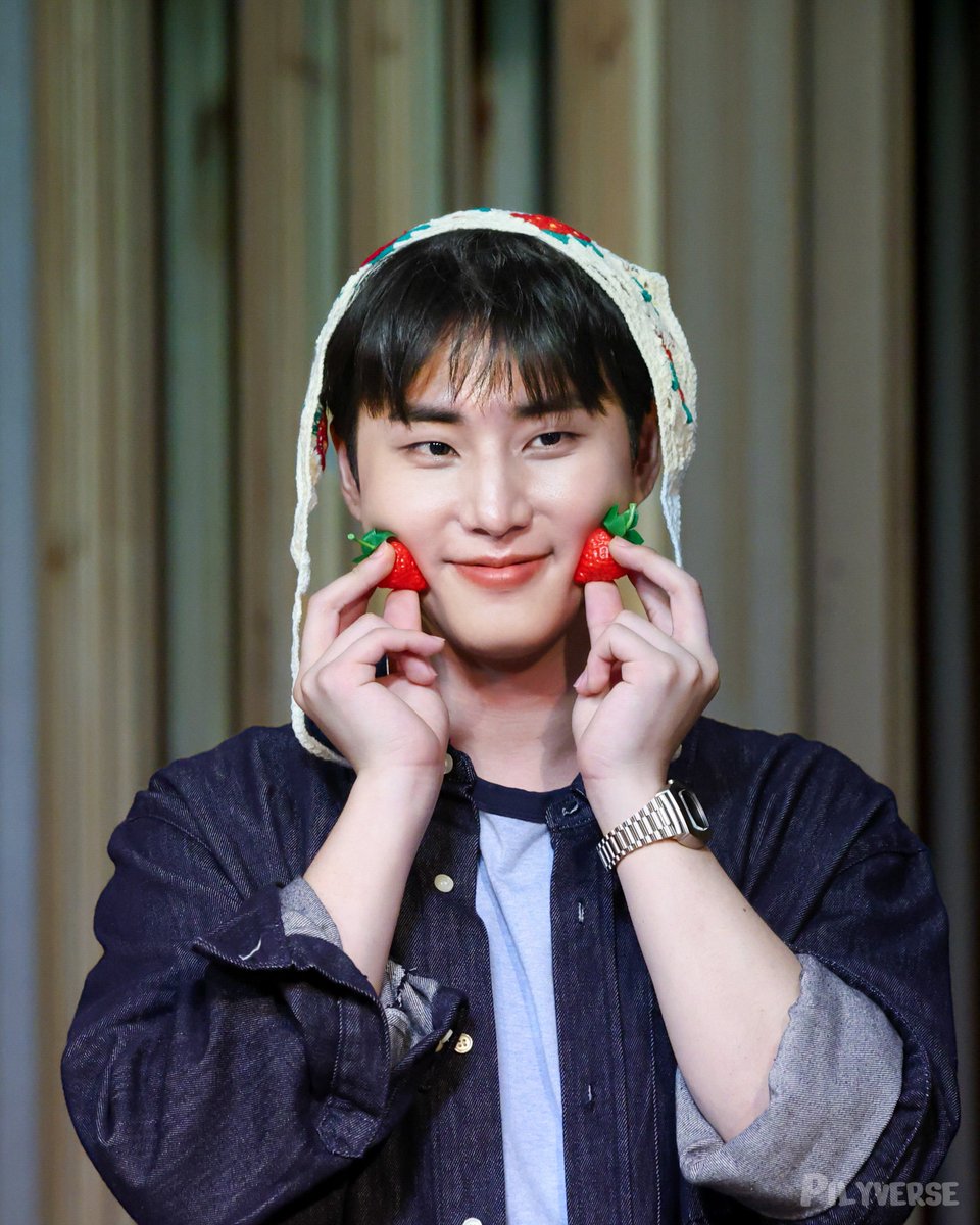 pilyverse's tweet image. 250920 뮤직코리아

#데이식스 #DAY6 #영케이 #YoungK