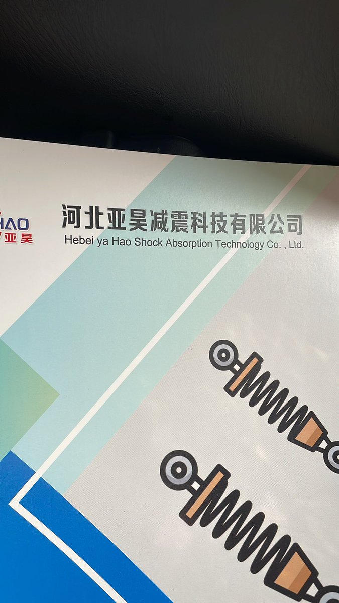 Anjay ke imos belaga banget datengin booth produk dari china. Untung udah belajar bahasa mandarin di duolingo.