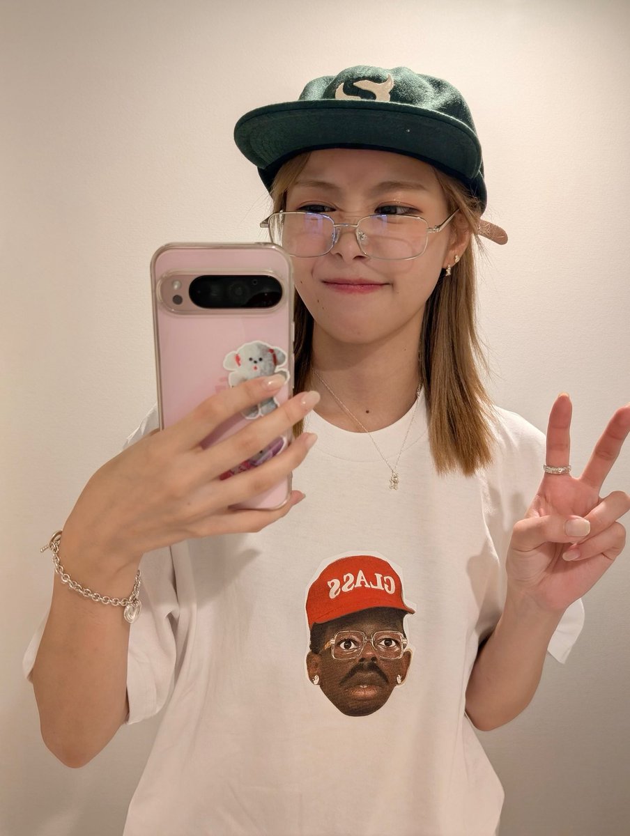 今のところはちゃめちゃの大阪1日目と東京ドームが久しぶりの現場になりそう😭
今回27日の特典会ツーショ取れなかったから断念した分大阪で撮れますように！！
このどちらか参加予定の人いたら声掛けてください🥹

 #ふるっぱー  #仲川瑠夏