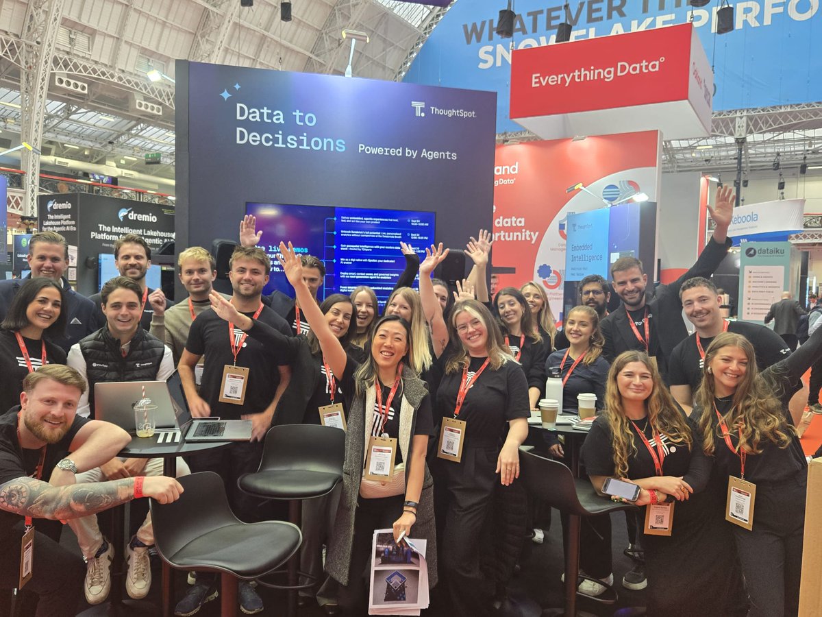 thoughtspot's tweet image. Good morning Big Data London! 👋

The @thoughtspot  team can’t wait to meet you! 

Here’s what we’ve got on today - come and say hello at Booth L70! 

#bigdataldn