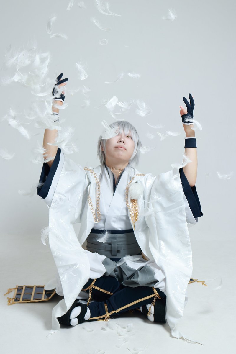 ⚠Cosplay⚠
コスプレ / 刀剣乱舞
┄┄┄┄┄┄┄┄┄┄┄┄┄┄┄┄┄

   『 君に、最上の驚きを齎そう！ 』

┄┄┄┄┄┄┄┄┄┄┄┄┄┄┄┄┄
鶴丸国永：藤乃
photo：とも｡さん(<a href="/t2xsq/">とも。</a> )
#にくきゅうに行ってきました