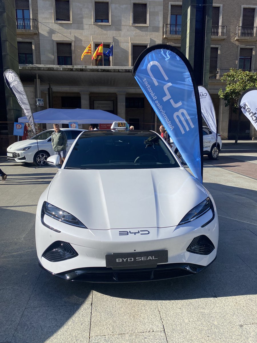 zarataxi's tweet image. Vehículos homologados para Taxi en Zaragoza.  #ZaragozaEsTaxi