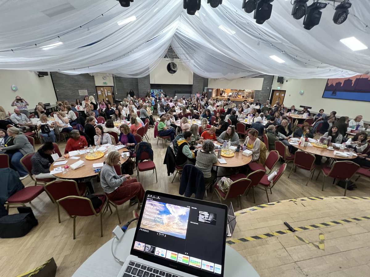 200 colleagues in Dorset gathered for the first of 2 one-day conferences on FND - great network and team building  - thank you for inviting me to speak! #fnd ⁦<a href="/DorsetAhps/">Dorset AHPs</a>⁩ ⁦<a href="/DorsetHealth/">Dorset HealthCare</a>⁩