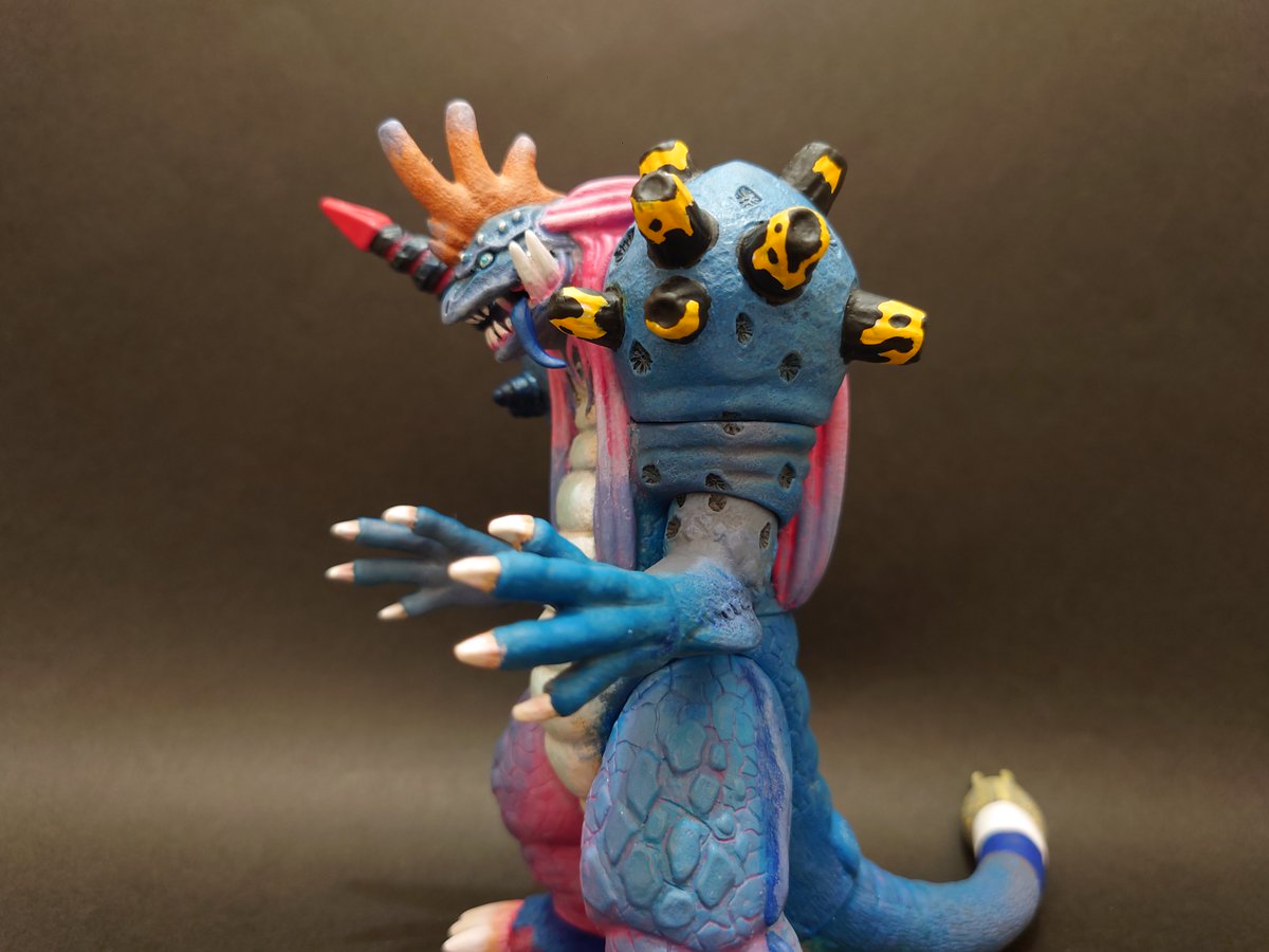 RT @mizore820727: ウルトラ怪獣アドバンス 爆進細胞怪獣エルドギメラ