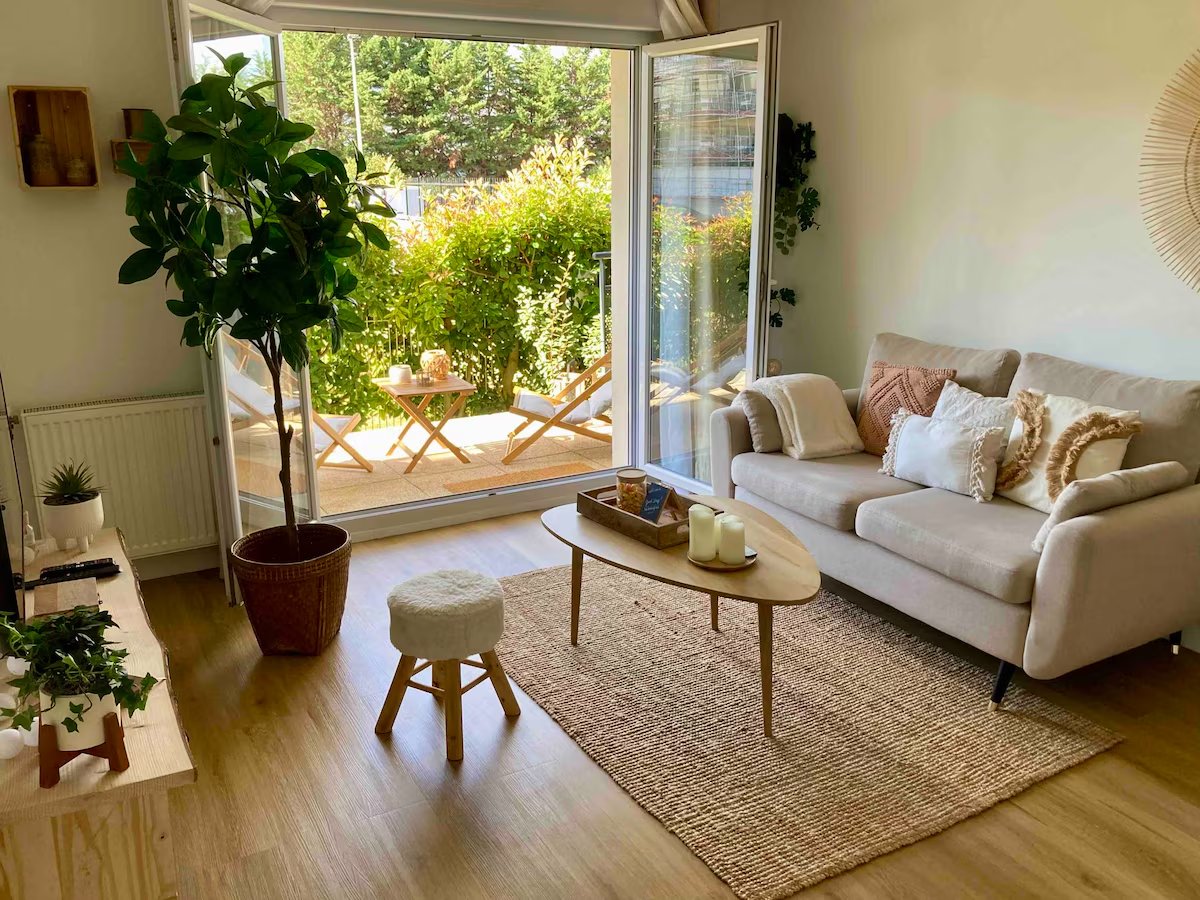 SIRÈNES tweet media