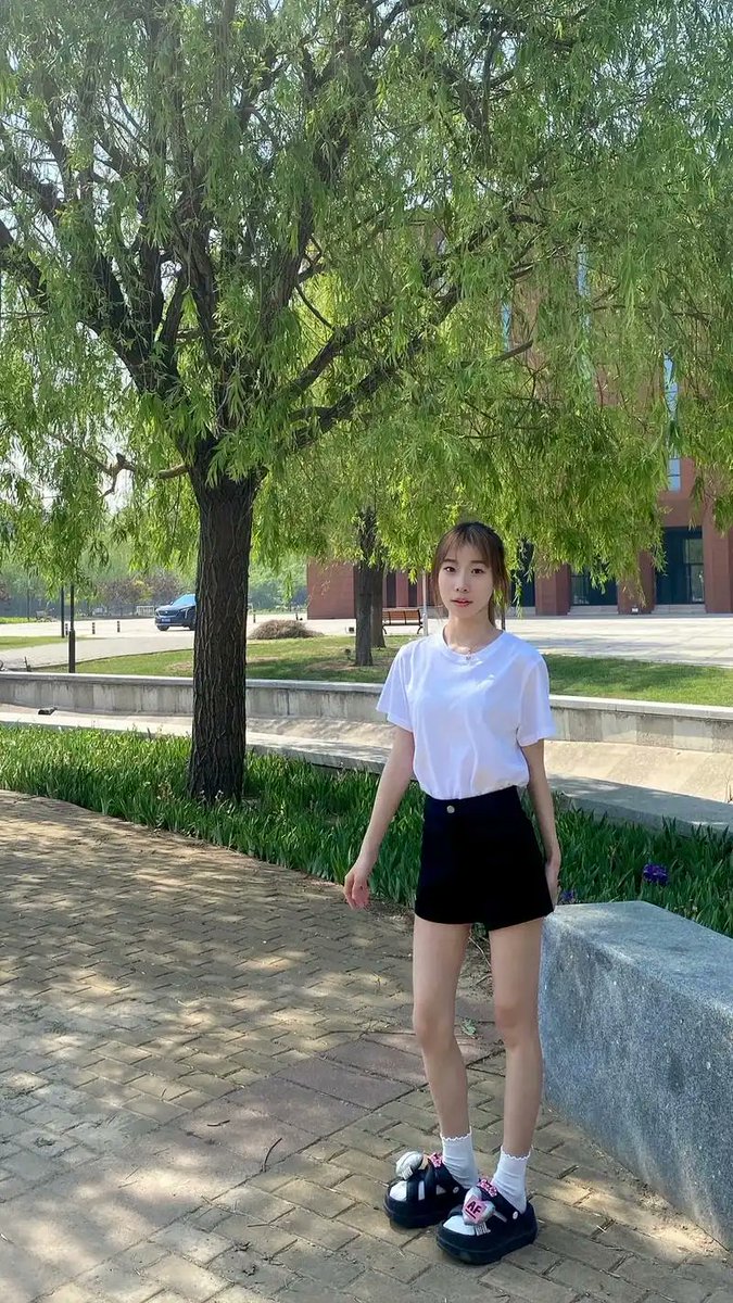 快手成人版，抖音视频成人版窝窝社区50度灰，麻豆日记快猫破解版，麻豆视频传媒破解@Rolezoluchi - Twitter Profile |  Sotwe