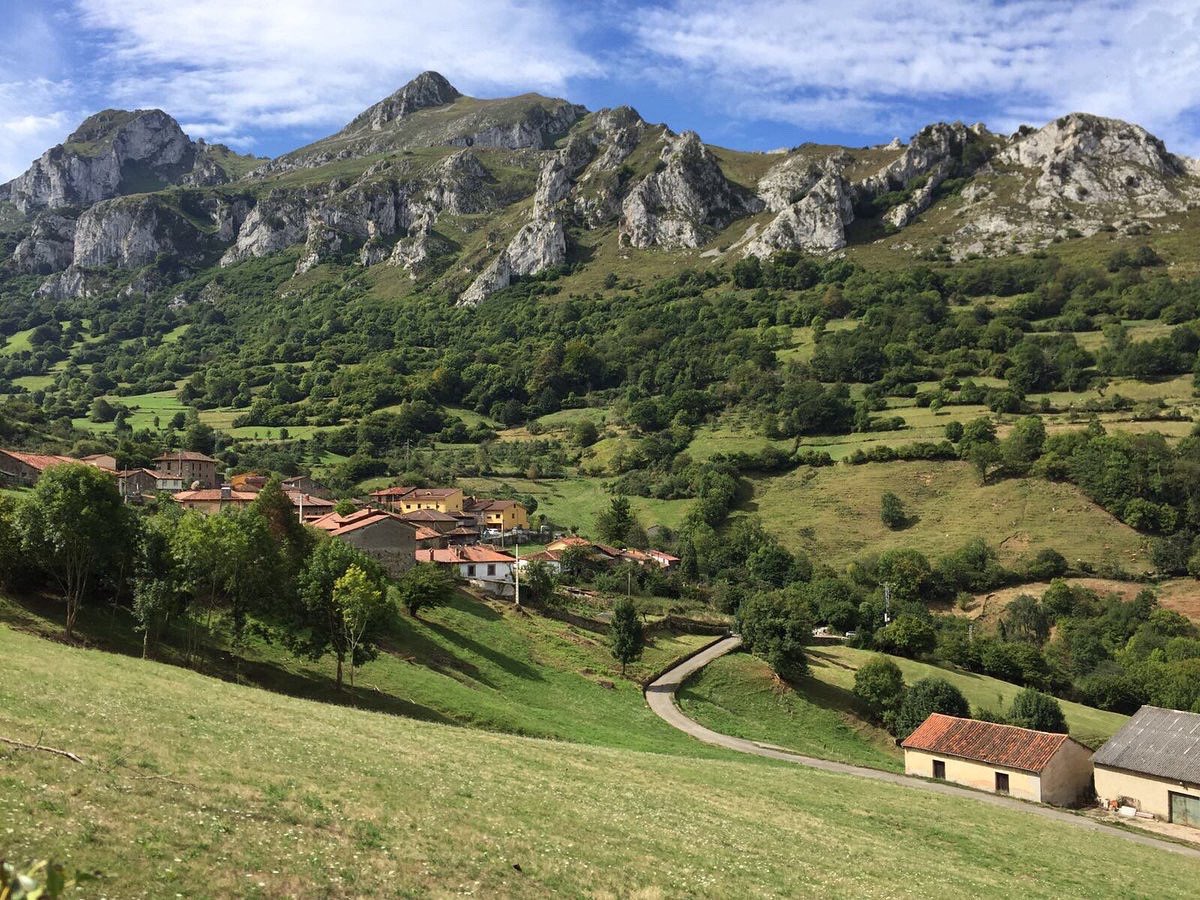 Villamexín #Proaza #vallesdeloso #asturias #paraisonatural #naturalezaviva #serenidad #silencio #sendadeloso