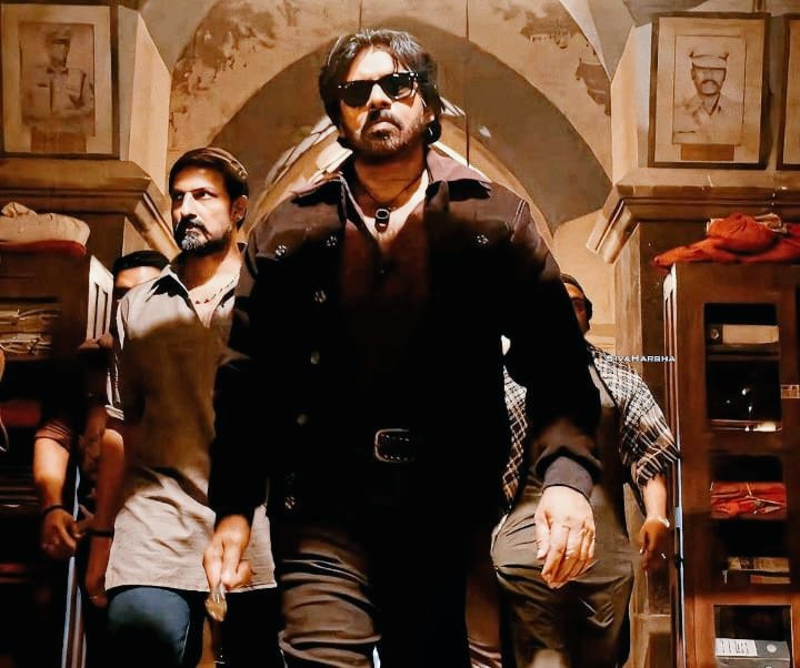 Telugu Bit (@telugubit) on Twitter photo 🚨🚨 #OG GIVEAWAY 🚨🚨
👉 Follow <a href="/Telugubit/">Telugu Bit</a> , Retweet &
Turn ON 🔔
👉 Tag 2 friends, make them follow & reply with #OGwithTelugibit
✅ 15 Lucky Winners win ₹100 BMS Voucher / GPay ✅
#TheyCallHimOG #OGMovie 🚨🚨 #OG GIVEAWAY 🚨🚨
👉 Follow <a href="/Telugubit/">Telugu Bit</a> , Retweet &
Turn ON 🔔
👉 Tag 2 friends, make them follow & reply with #OGwithTelugibit
✅ 15 Lucky Winners win ₹100 BMS Voucher / GPay ✅
#TheyCallHimOG #OGMovie