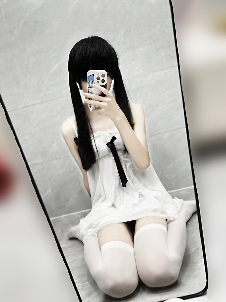 怜月lazy tweet media