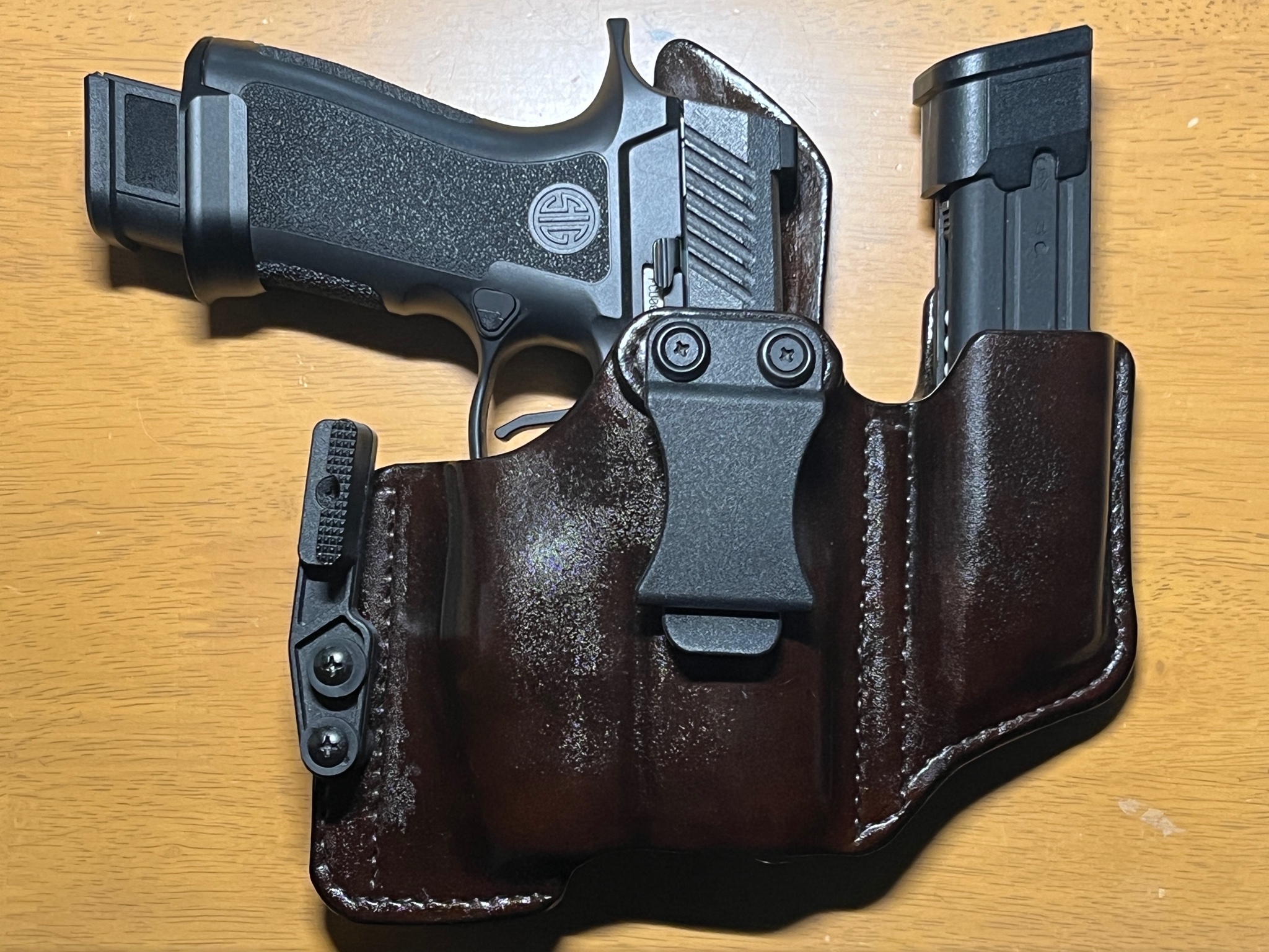 にゃおっとさん専用 黒 レザー ホルスター にゃおっとさん専用 黒