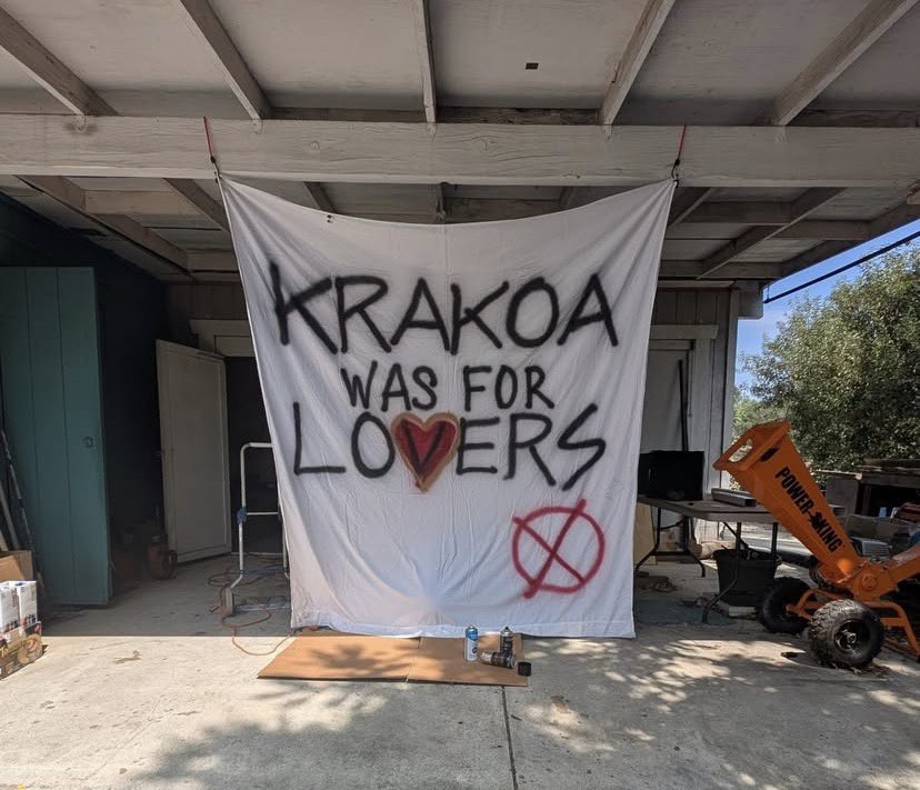 MrEmmaFrost's tweet photo. Krakoa was for lovers.

(Ctto) https://t.co/8ThN6Ue2s4
