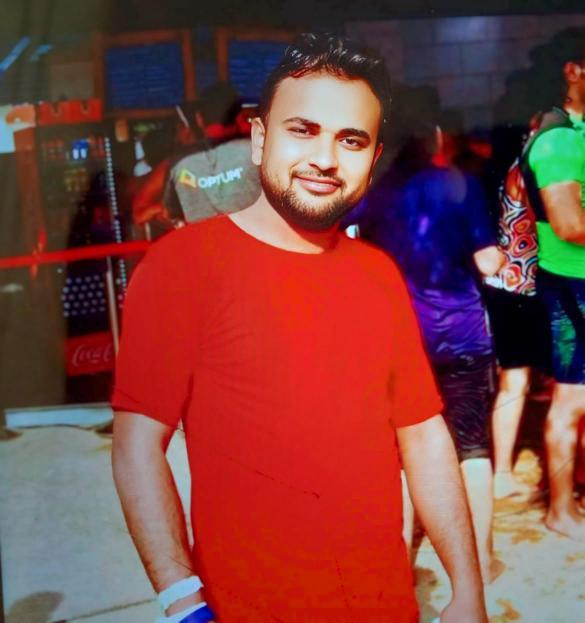 गौरव कुमार नामक असमाजिक तत्व जो हरदोई के थाना संडीला गांव गौसगंज का रहने वाला है इंस्टाग्राम के कमेंट सेक्शन में इंडिया में सारी मस्जिद तोड़ने वाला है और सांप्रदायिक माहौल खराब कर रहा है ।

<a href="/hardoipolice/">Hardoi Police</a> <a href="/Uppolice/">UP POLICE</a> इसकी गिरफ्तारी सुनिश्चित करो नहीं तो ये ये दंगा करवा देगा ।