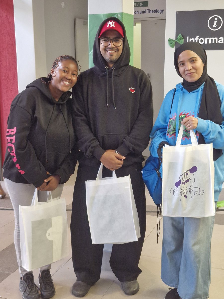 UWCArtsPostGrad's tweet image. Our top winners of our Mental Health Photography Competition are:
Abdul-latief Salie, Kauthar Isaacs, Nande Titi and special award winner Bradgenay Filander. Congrats!
#UWC #artsandhumanities #photograghy #Competition #winners