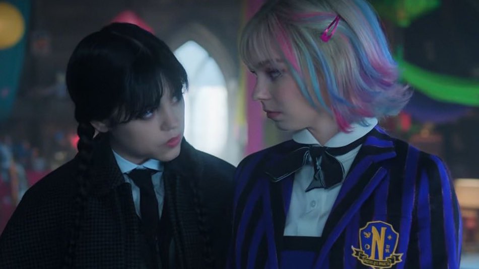 prettyboyenid's tweet photo. I just know the school rumors abt them go crazy as hell https://t.co/G0dI90NNoI