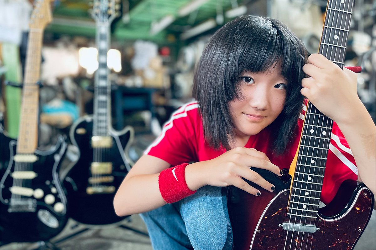 🎪GRJ FINAL オフライン
－出演アーティスト紹介－

『はな』

ロックミュージシャンを目指す小学6年生。すでに歌声とギタースタイルからはその雰囲気を感じさせる。GRJ出演のプレイヤーを揃えた特別編成でのライブに期待が高まる！

🐱バンド編成でのライブ…楽しみすぎる！！

11月2日(日)