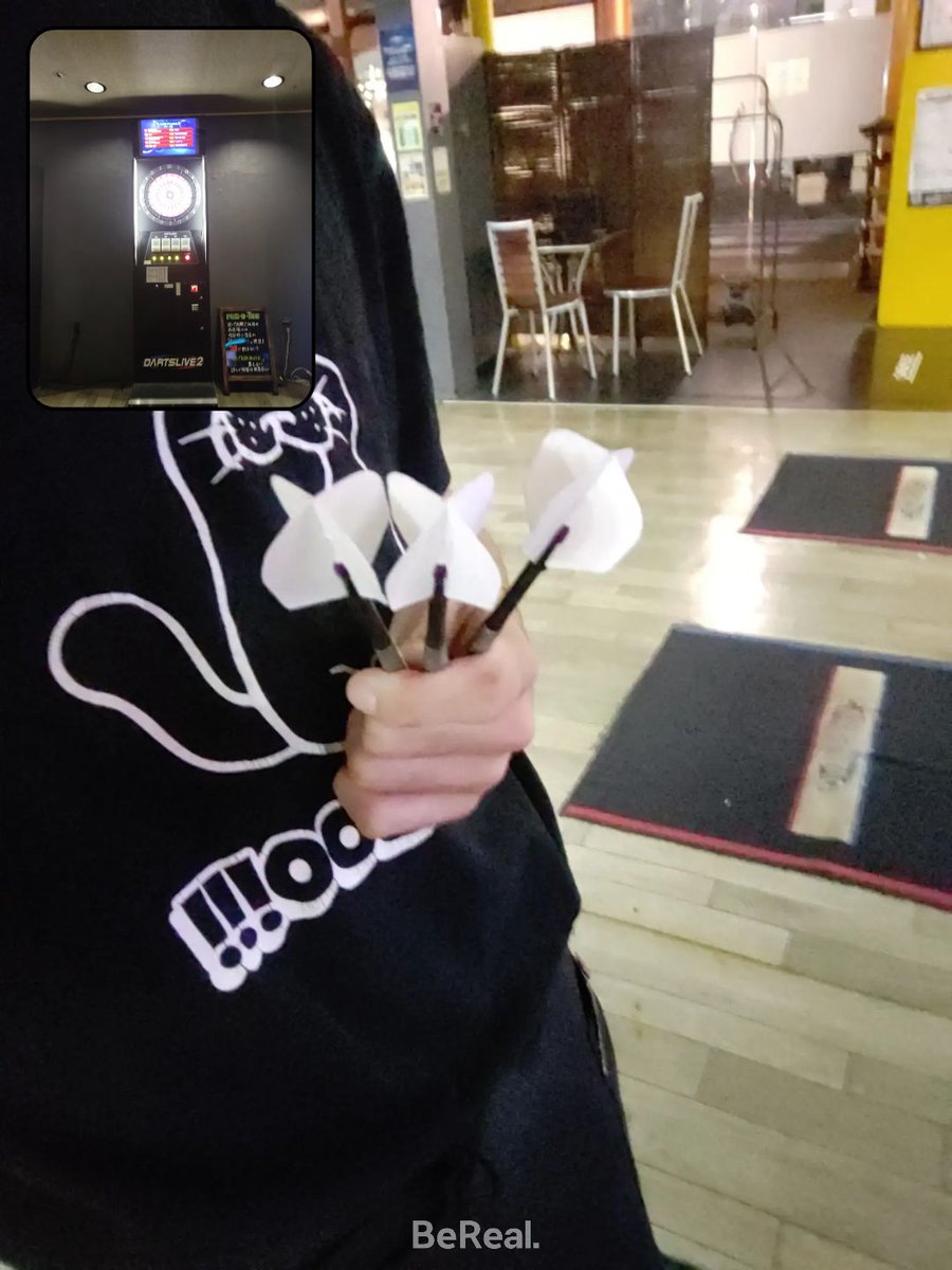 出勤しました！
ダーツ練習するぞ！🎯