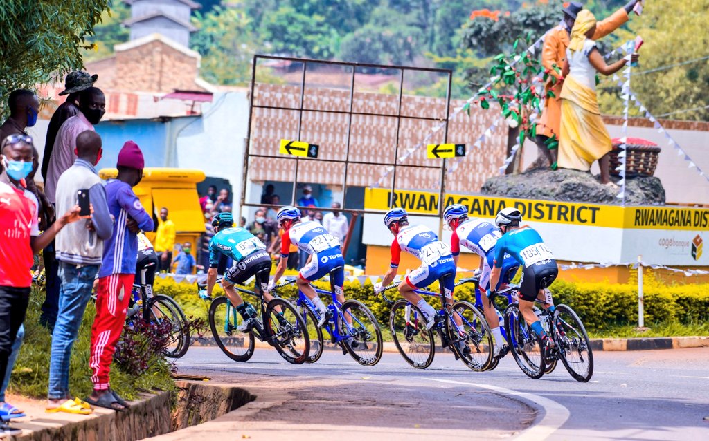 RwamaganaDistr's tweet image. As you gather for the #UCI2025 Championship, take a break from the race tracks and discover the beauty beyond. Explore the serene waters of Lake Muhazi, where calm breezes meet breathtaking views. Savor Karenge coffee. It is a perfect way to rest, refresh &amp;amp; recharge.
#Kigali2025