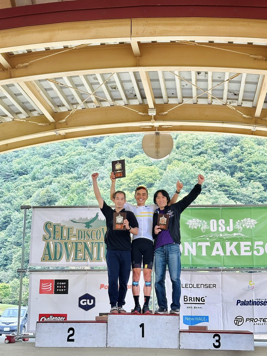 yukimtb's tweet image. 『キングオブ王滝』表彰式👑
ちなみに妻は『ONTAKE50』ショート女子総合3位で、夫婦で表彰台のることができました！