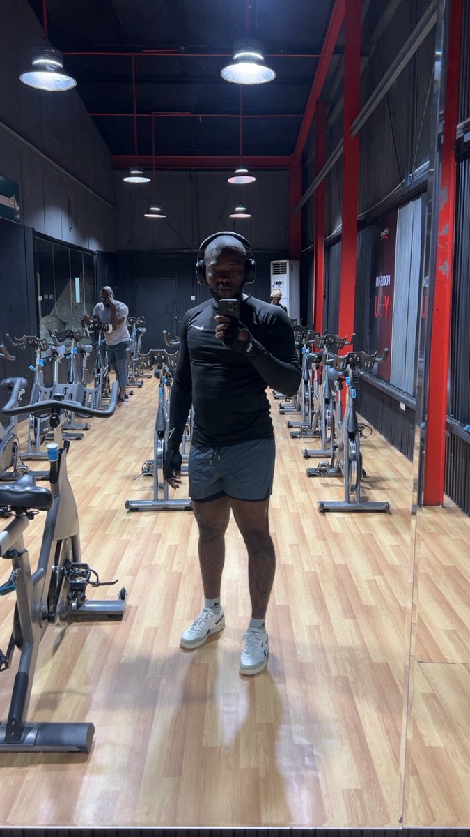 Oyarekhua Harrison (Harry) tweet media