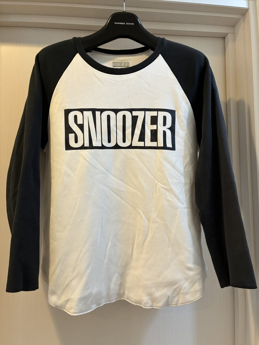jojoler_ti's tweet photo. NUMBER(N)INE 2000AW
"THE REDISUN"
NUMBER(N)INE×SNOOZER BASEBALL T-shirt
音楽雑誌SNOOZERとのコラボTシャツ
#MyNumbernineCollection
#numbernine
#ナンバーナイン https://t.co/jtmkrfvmwG