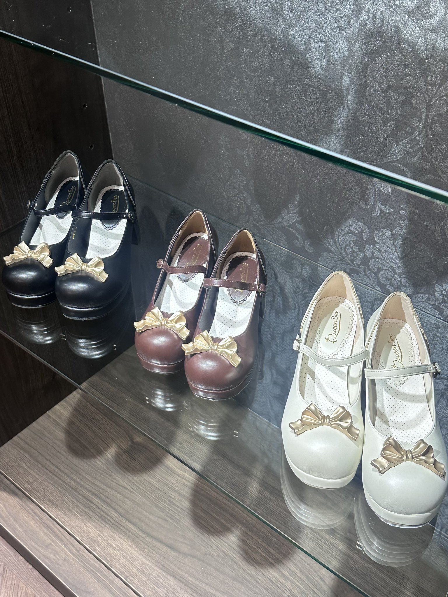 アトリエピエロ ゴールド リボン付きパンプス Maison de ATELIER-PIERROT⚜️スタッフ募集中 on X