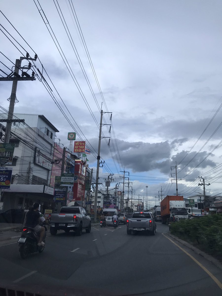 krttpy's tweet image. ปวดขา #ปางปู #สมุทรปราการ