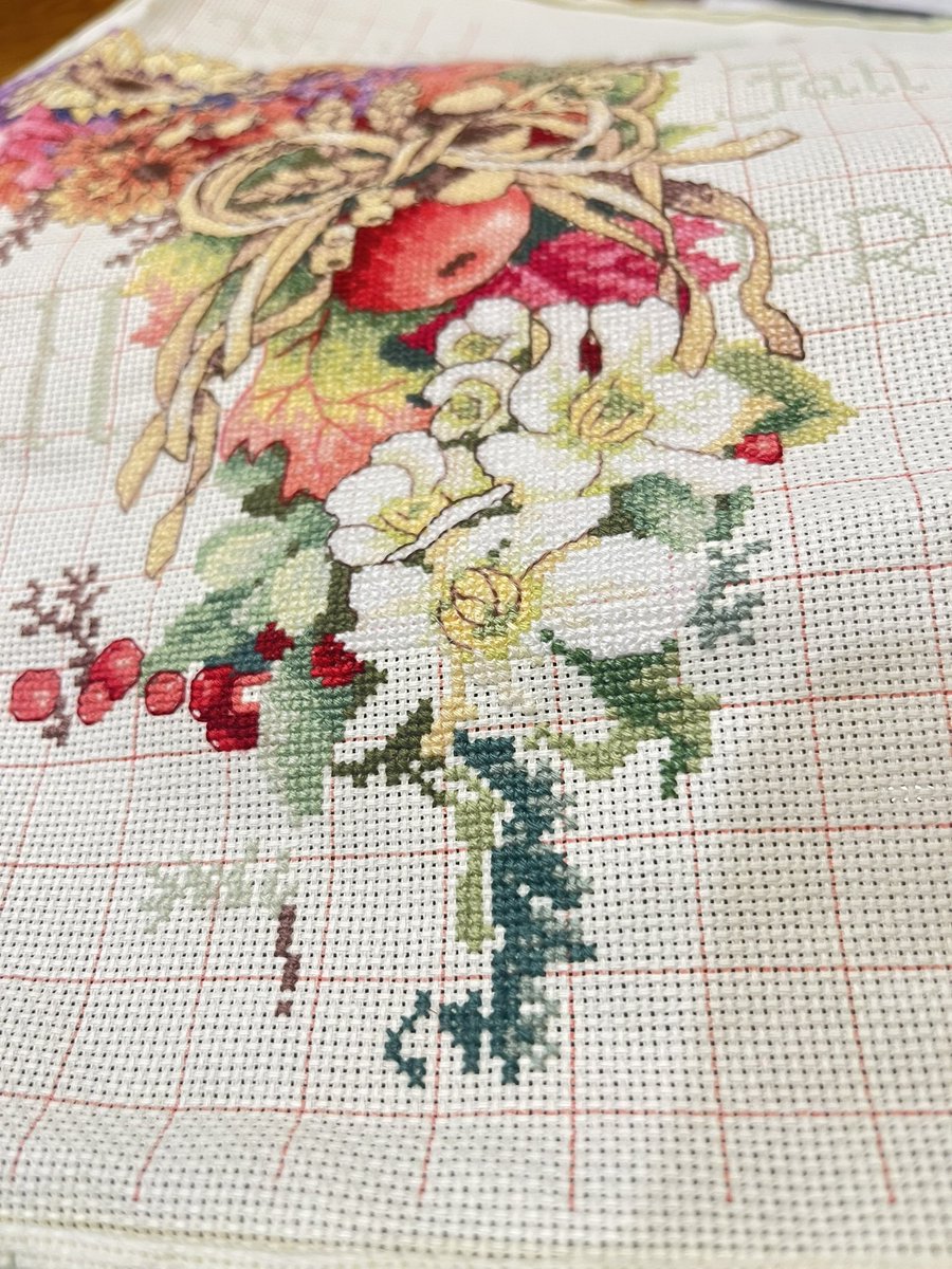 8XK9e3BVz93OBmy's tweet image. 【Wreath of All Seasons】
#DIMENSIONS 

腰痛は治ったのでお腹ダイエットと筋力強化のためにフラフープしようかなと
調べたら組立ての丸いタイプ、ロープのような柔らかタイプ、腰のサイズに輪っかを調節してその外側でボールを回すタイプと大きくわけて3種類くらいあった
ロープかな🤔