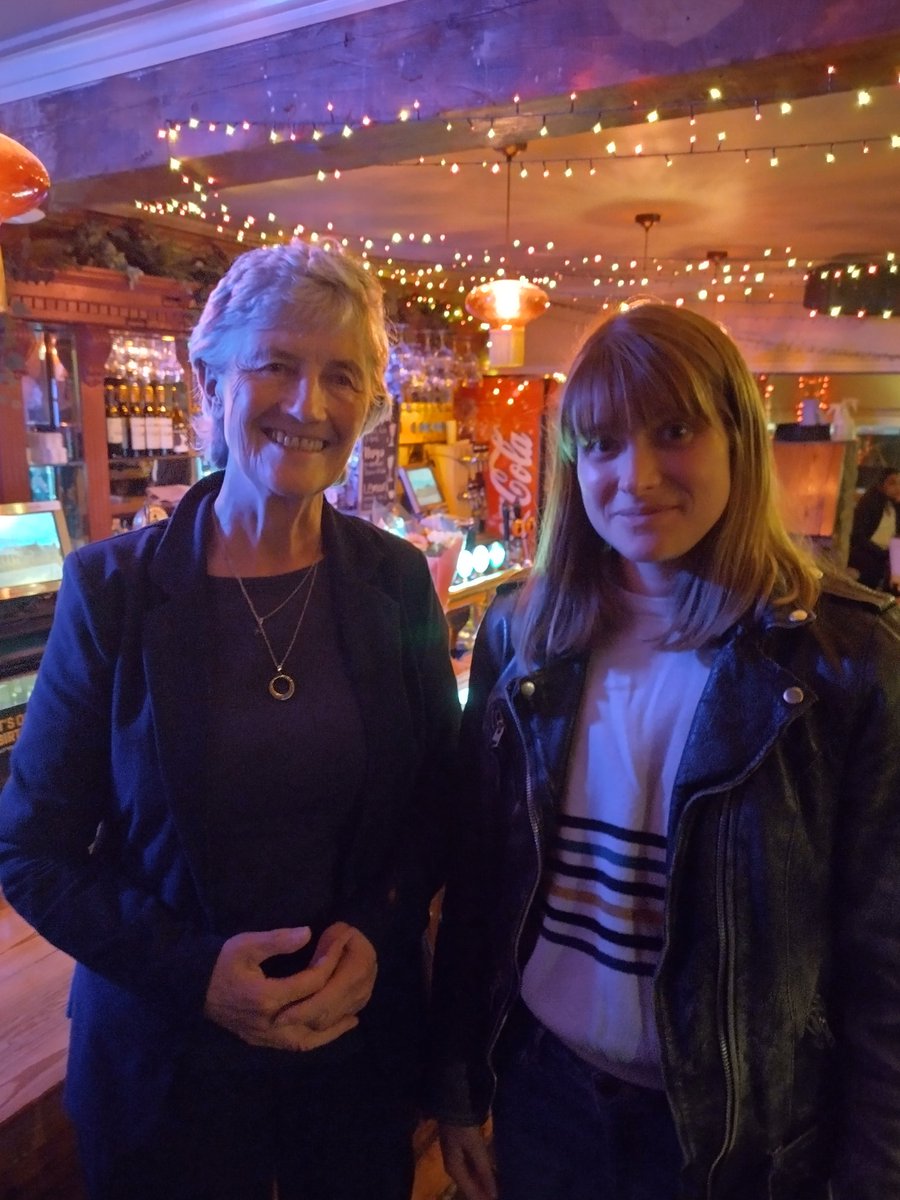 cllrjohansson's tweet photo. I will be voting for Catherine Connolly in the presidential election. I agree with her on:
-the Right to Housing
-The Right to Water
-Defending Irish neutrality 
-Standing up against genocide

I disagree with her on:
-Shaking hands with Trump or Von Der Leyen 
1/2 https://t.co/7FqnusBoUp