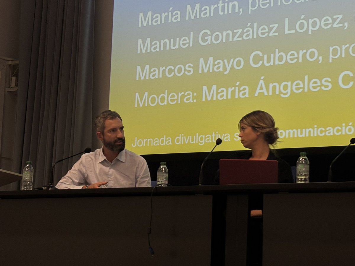 👤 @MayoMarcos, Profesor de la <a href="/unicomplutense/">Complutense</a>, destaca la manera en la que todo el periodismo se vuelca en situaciones de emergencia.

“Da igual la especialización, si eres de deportes u otro ámbito”. 

📺 Sigue el evento en directo: youtube.com/live/TvyiDC0XQ…

#JornadaSOS