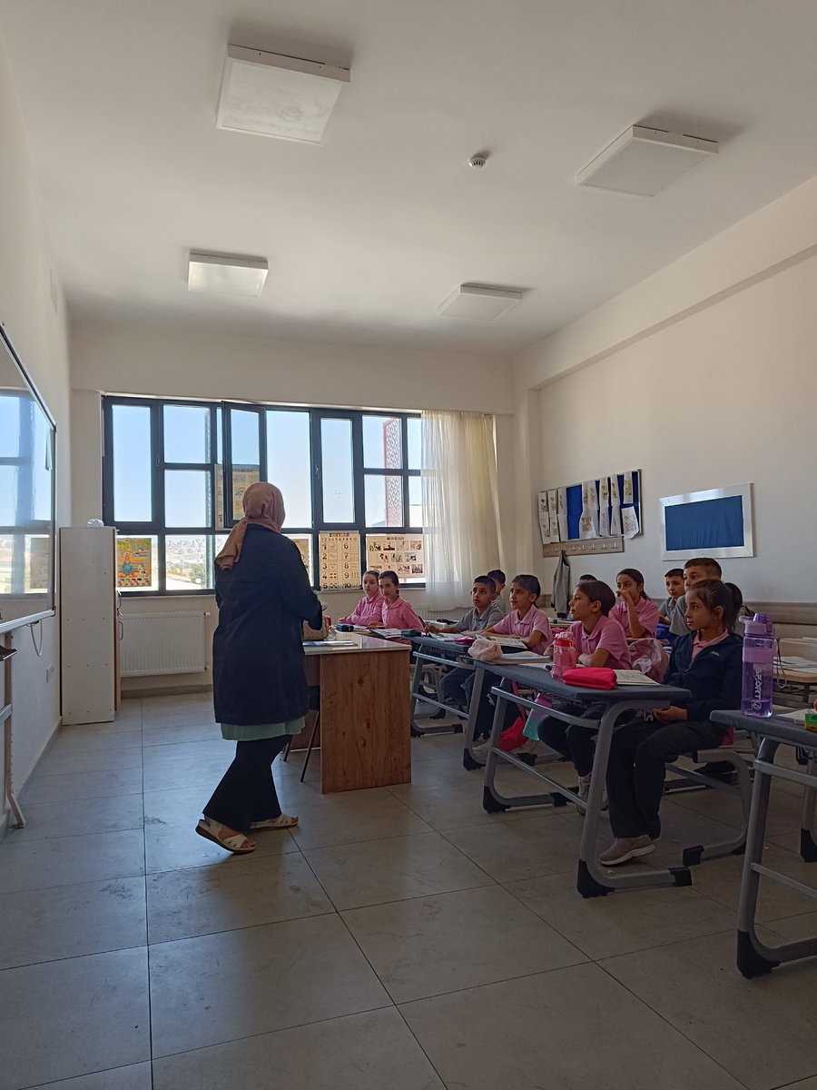 ✨ Vakıf Okulu Tanıtımlarımız Devam Ediyor! ✨

TÜGVA Kilis olarak 2025-2026 eğitim öğretim yılı Vakıf Okulu tanıtımlarımız kapsamında ortaokullarımızdayız. 🤝

Kilis’in her köşesini dolaşıyor, gezmedik okul bırakmayarak gençlerimize ulaşmayı sürdürüyoruz! 🌟

📞 0 501 022 78 79