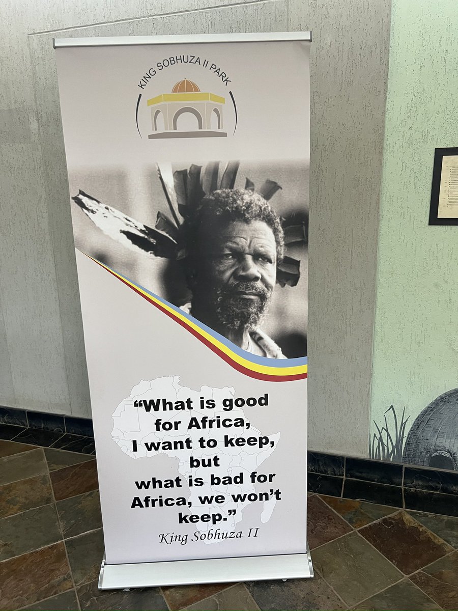 “Ekayaaa!” 

In a Swazi home, tradition shapes every corner. Cattle show wealth, marriage grants voice, and the mother’s house is the heart of family. True wealth isn’t possessions, it’s heritage, unity, and respect passed through generations. 🇸🇿

#SwaziCulture #HeritageMatters