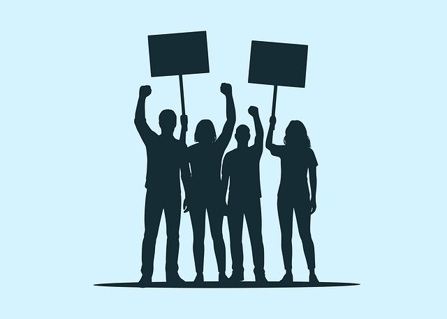 Join us for the branch rally happening today! We'll gather outside the Langsett Building at 11:45 AM at City Campus. At noon, head over to Hallam Square for speeches and supportive messages regarding our ongoing dispute and ballot.