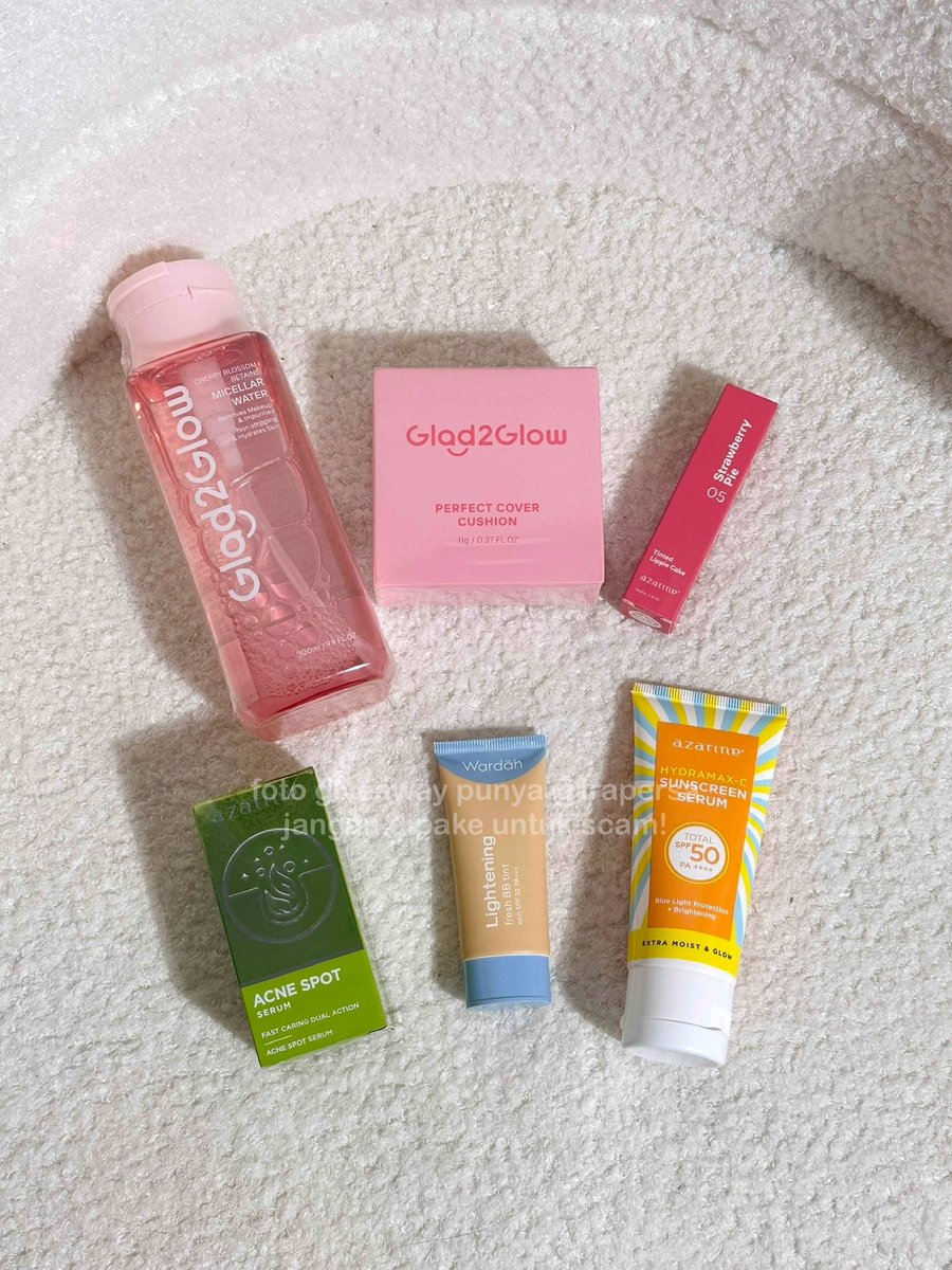 GIVEAWAY SKINCARE &amp; MAKEUP

untuk 1 orang pemenang yaa, syaratnya follow aku, RT+like tweet ini, reply domisili.

free ongkir yap, nanti dikirim lewat🍊
end mingdep, yuk ikutan!
#zonauang #giveaway #giveawayalert