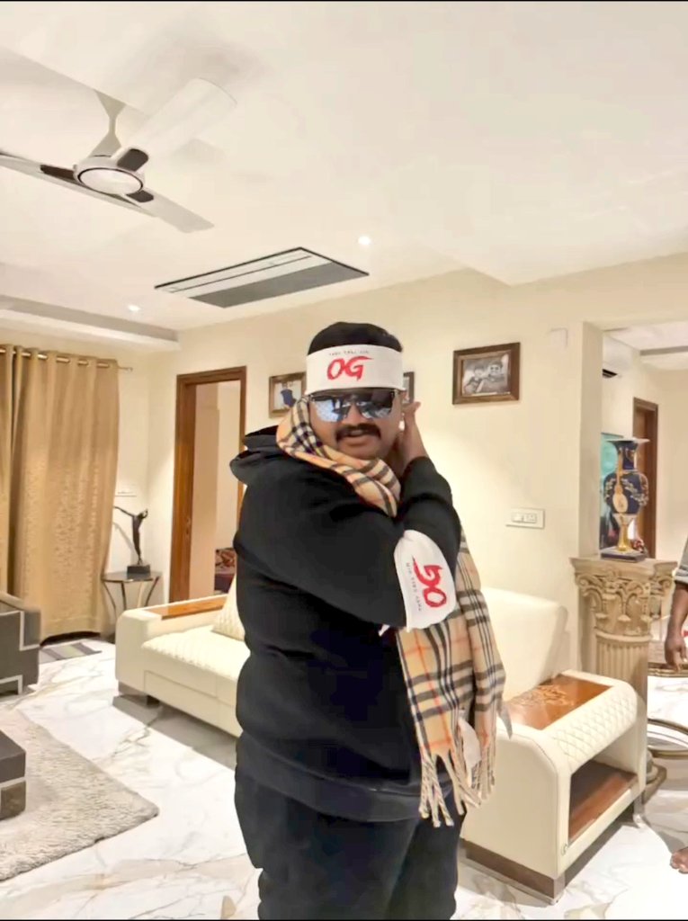 professor22m's tweet image. MLA garu in #Pawanism mode 💥