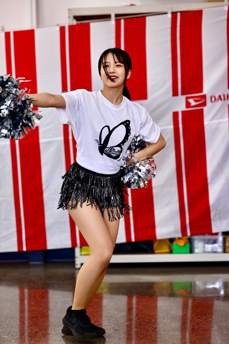kazuuuuu_18's tweet photo. 岐阜ダイハツ美濃加茂店さんのリニューアルオープンイベント🚗³₃

#岐阜ダイハツ 
#岐阜ダイハツ美濃加茂店
#Libesty 
#AIRI https://t.co/4kQyl95UjB
