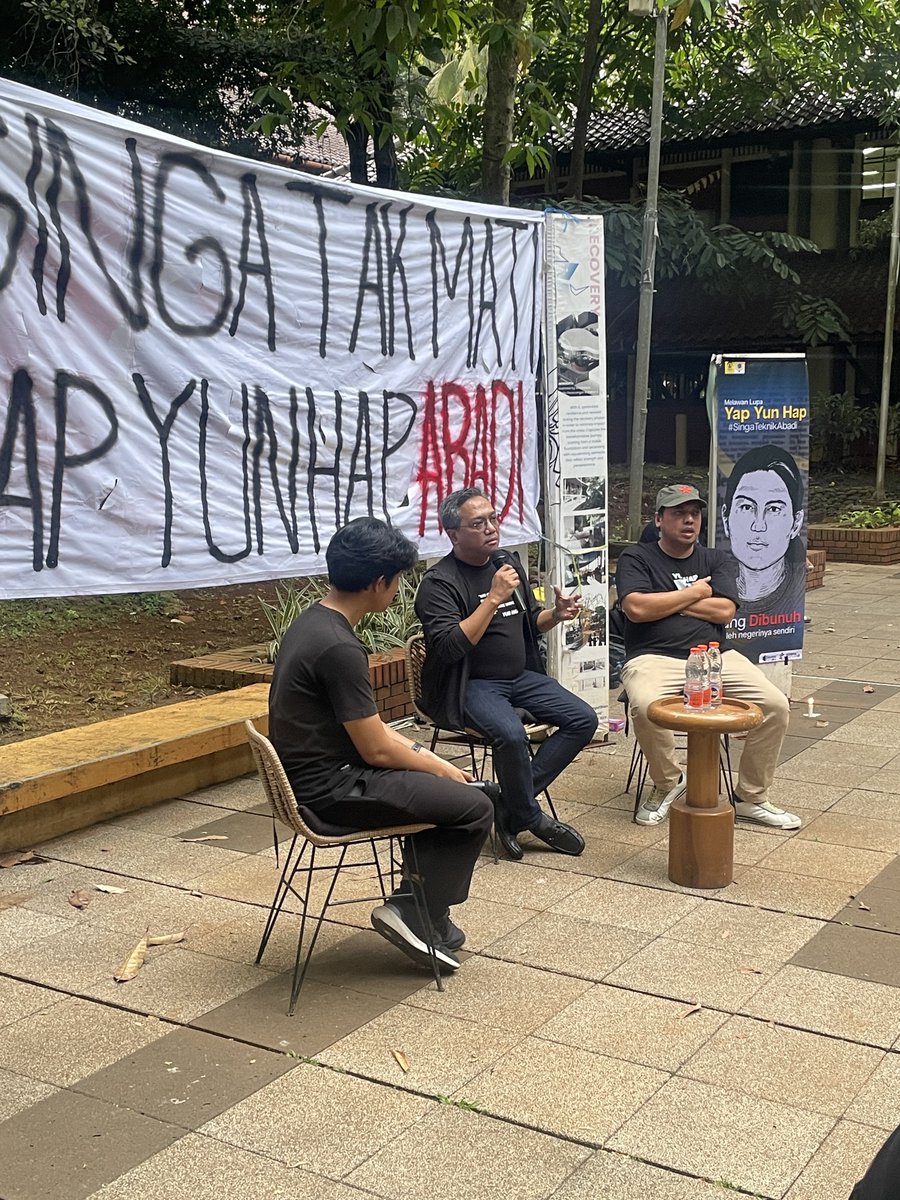kastratofe's tweet image. Yap Yun Hap memorial event is being held at Taman Rotunda Teknik right now.