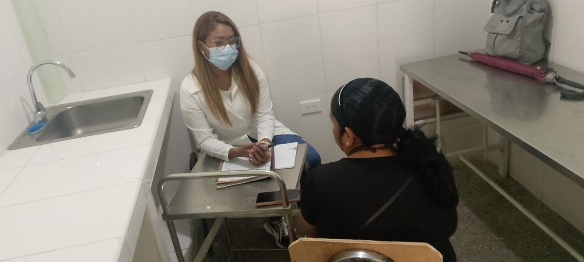 niela_silvia's tweet image. mmcvenpor 
CDI El Progreso 
La Doctora Daylis Licea 
medico Gastroenteróloga en atención a paciente venezolano que lo necesitan .
#CubaCooperaven
#CubaConVenezuela 
#CubaPorLaVida