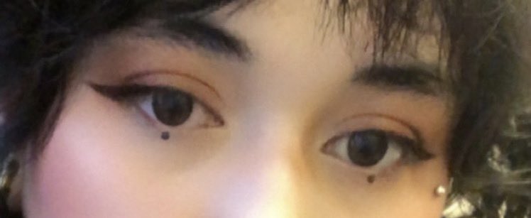 plonkstar_'s tweet photo. Goodbye microdermal on the side of my face 🫧

We’ve had a magical 6yrs together and you’ve been good to me. 
It’s time to let go✨ https://t.co/z8HWXWG9j7