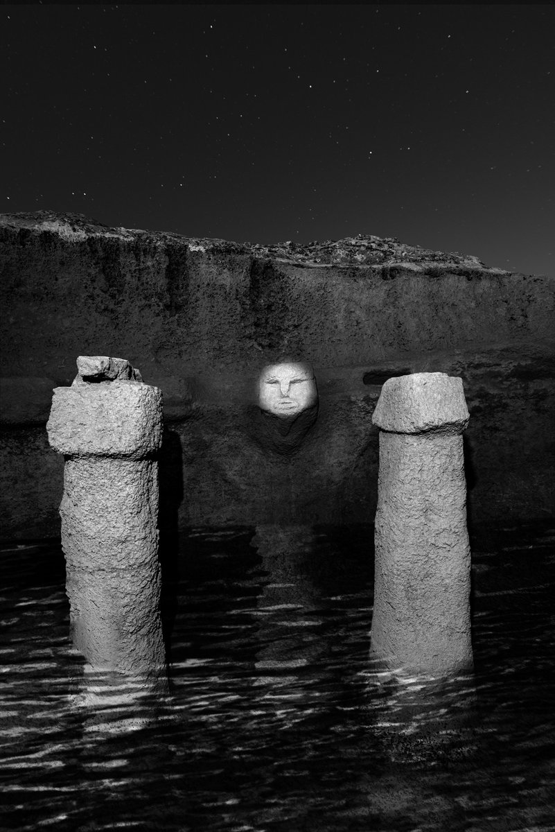 📸✨ Visita la exposición 'Una nueva historia', de Isabel Muñoz, en el <a href="/museodealtamira/">Museo de Altamira</a> 
en el que combina nuevas técnicas fotográficas y audiovisuales para tender un puente entre pasado y presente.

🔗 phe.es/exposicion/una…

©Isabel Muñoz