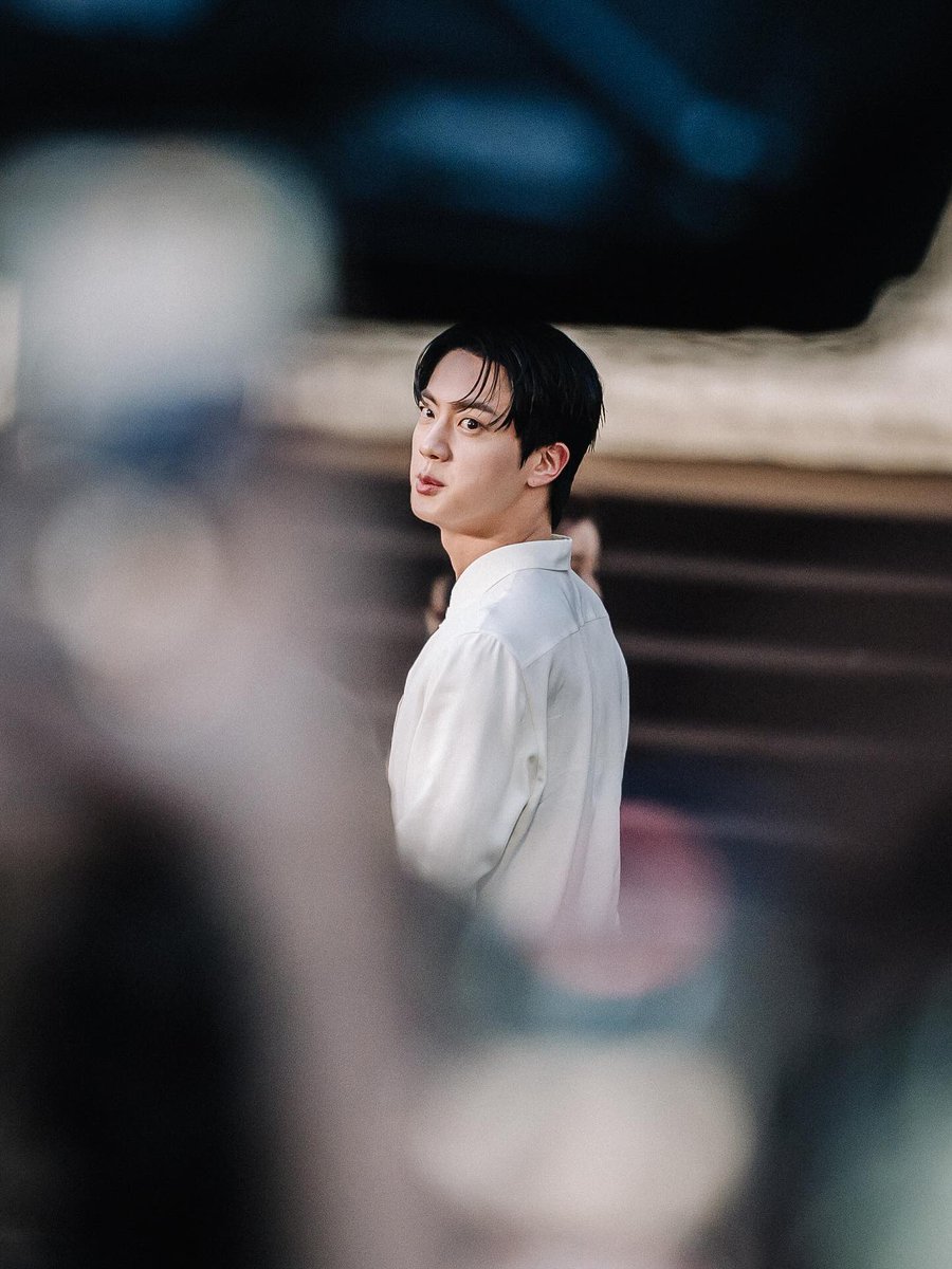 Photographer Jomari Ebora Instagram

“@/gucci x @/jin”

GUCCI ROYALTY JIN
#JinxGucci #Jin #MFW
#GucciLaFamiglia <a href="/gucci/">gucci</a>