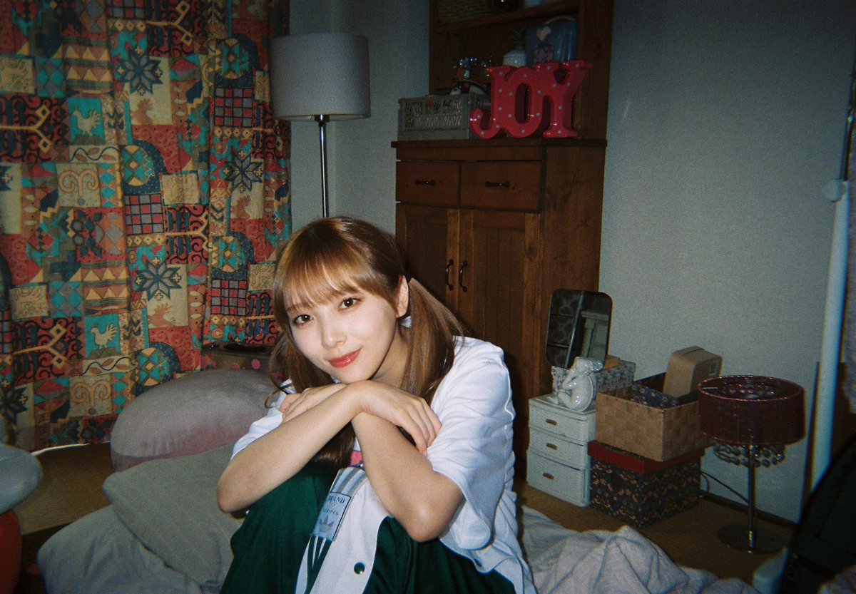 10月16日(木) 𝙎𝙏𝘼𝙍𝙏
『#死ぬまでバズってろ！！ 』📱⚡️

╭⋟───────────────╮
加菜子( #与田祐希 )のお部屋で📸⟡.·
可愛いお部屋もぜひ、お楽しみに💘
╰───────────────⋞╯

TVer
❯❯ tver.jp/series/sr4bgkj…
(お気に入り登録お願いします👊🏻)

#死ぬバズ