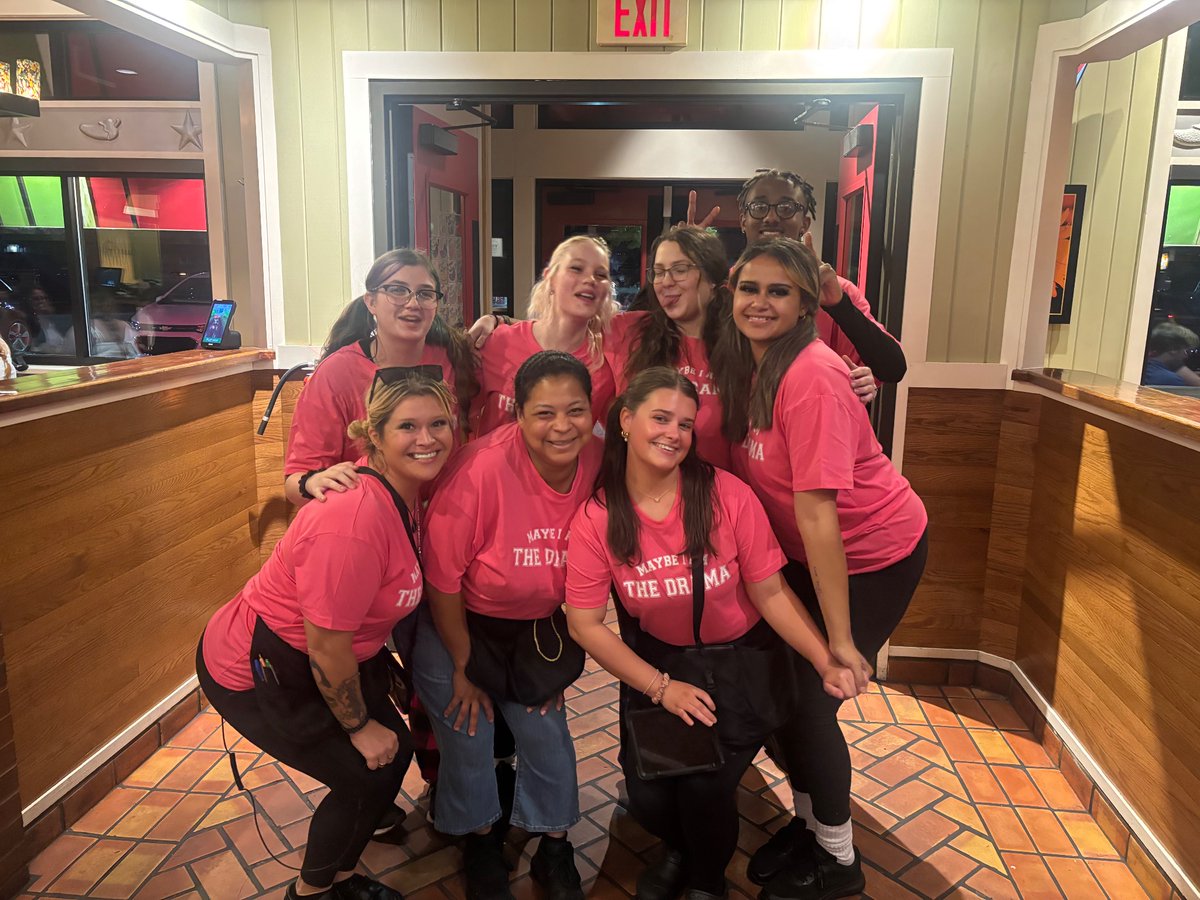 mamaanna94's tweet photo. St Jude’s spirit week! ❤️ #chilislove #createapepper https://t.co/ueLKUjCeKy